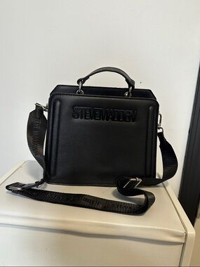 Steve Madden Black Bevelyn Bag